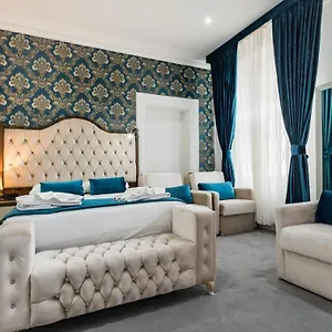 Hotel Vilenza, London